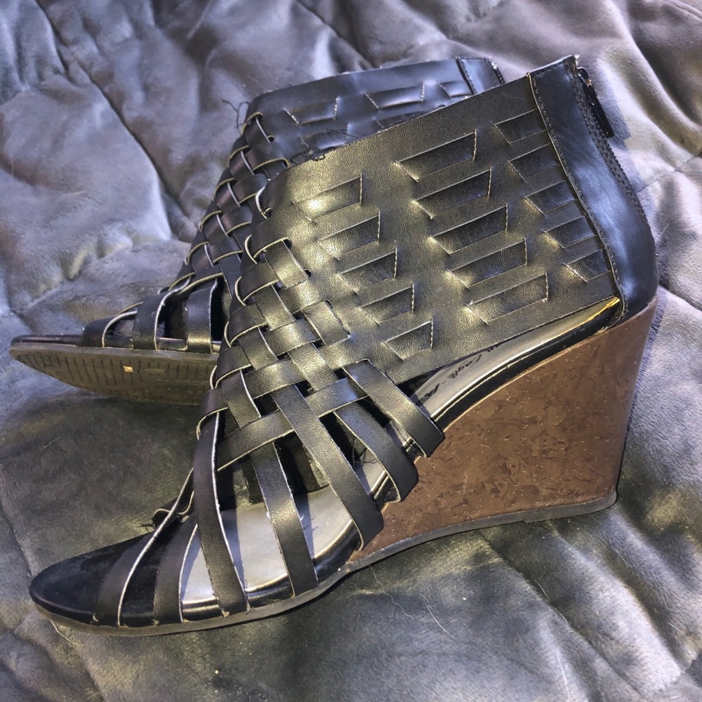 American Eagle Cute Heels